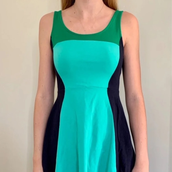 Express skater dress - Picture 1 of 2